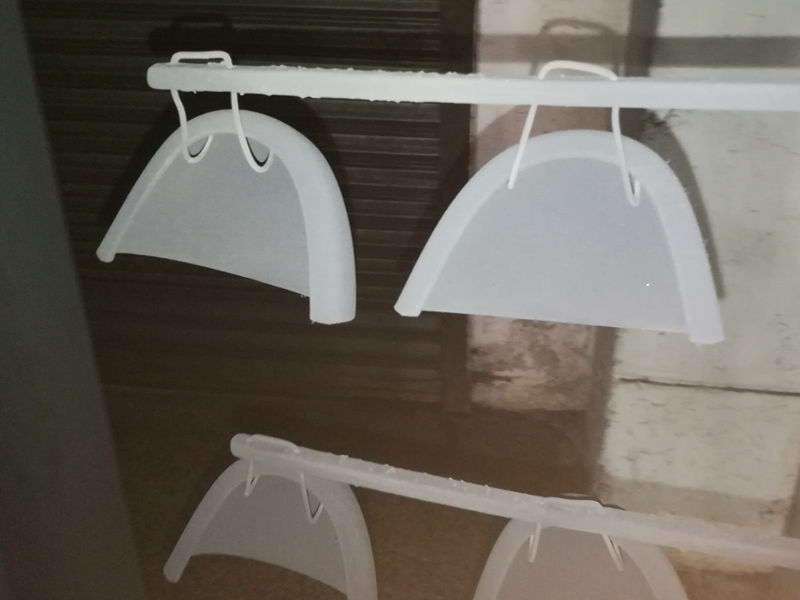 安全鞋鋼包頭自動(dòng)靜電噴粉涂裝線(xiàn)